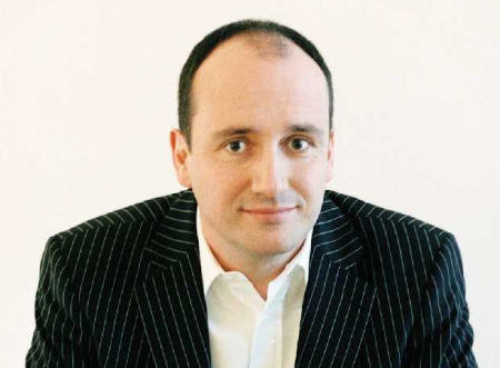uwe_fres_tripbytips_manager_travel.jpg